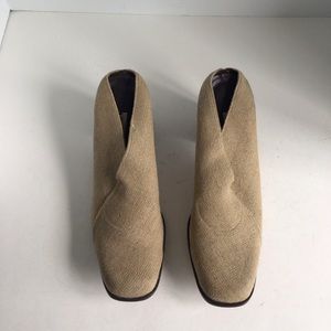 Donald J. PLINER Women's Linen Slip-On Closed-Toe Block heel Mules Shoes Size 10